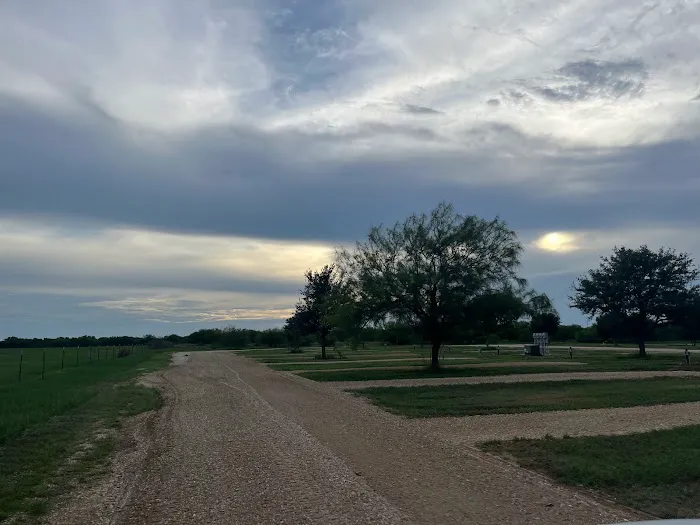 Jourdanton RV Park Picture 2