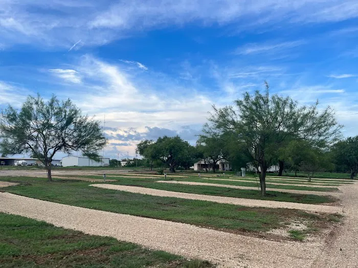 Jourdanton RV Park Picture 4