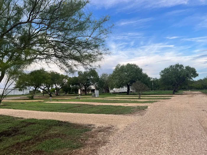 Jourdanton RV Park Picture 6
