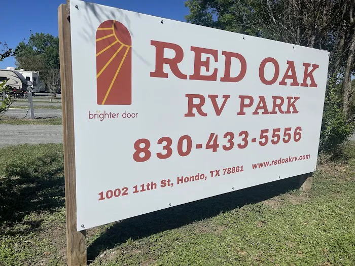 Red Oak RV Park Picture 2