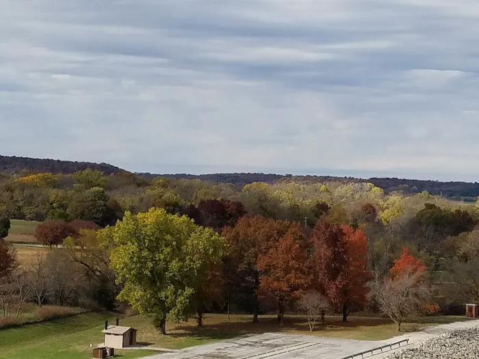 Outlet Channel Campground Picture 3