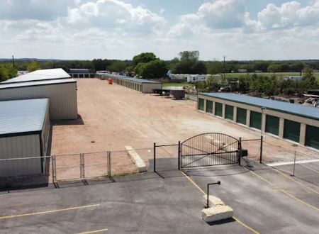 KBY Riverfront Self-Storage & RV Resort