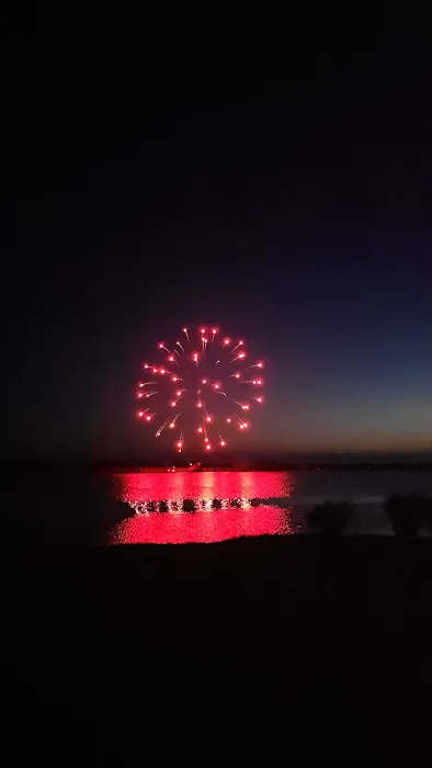Perry Lake RV park Picture 1