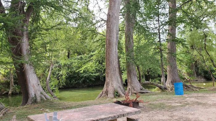 Bandera Star Riverfront Camping and RV Picture 6