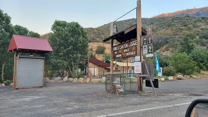 Kings Canyon Lodge Picture 1