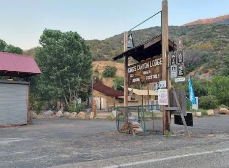 Kings Canyon Lodge