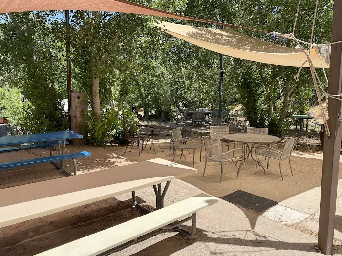 Kings Canyon Lodge Picture 5