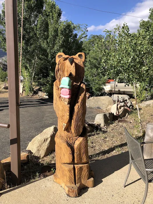 Kings Canyon Lodge Picture 6