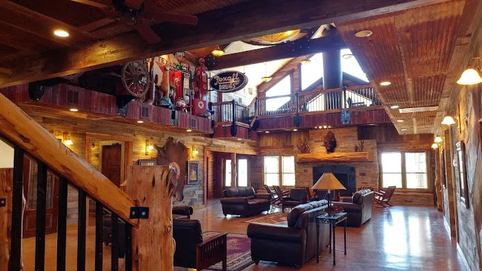 Antler Oaks Lodge and RV Resort Picture 8