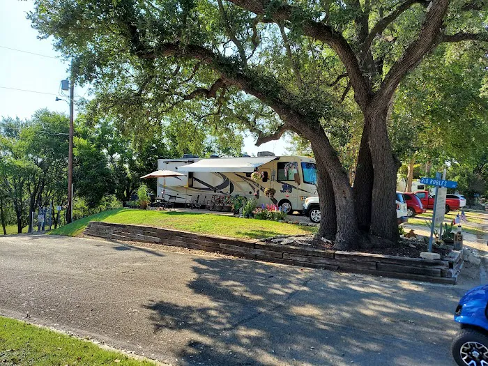 Hillview Mobile Home Community Picture 5