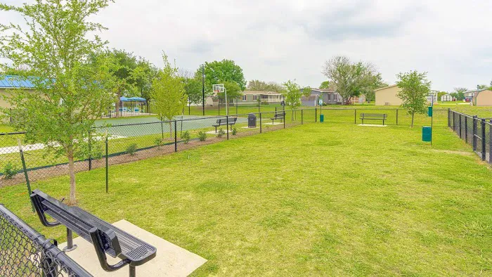 Comal Farms Picture 8
