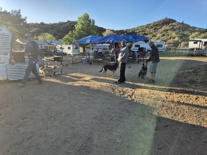 DeBenedetti's place for PCT hikers Picture 2