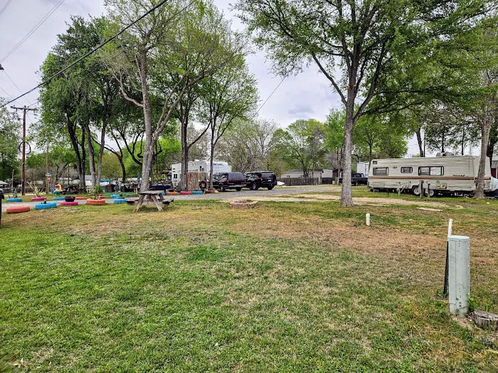 Atomic Mermaid RV Ranch Picture 3