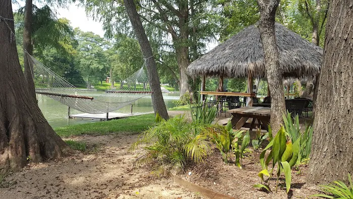 Zipp RV Park Picture 7