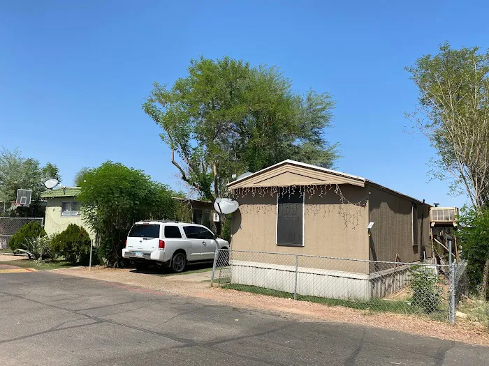 Loma Vista Mobile Home Park Picture 3