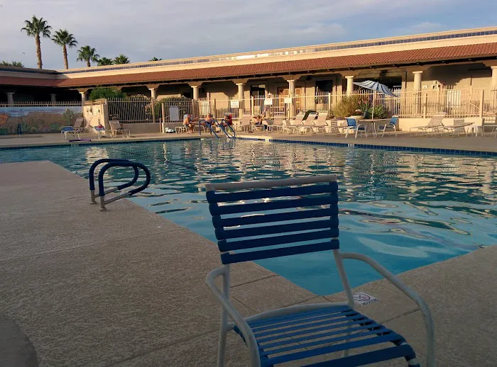 Carriage Manor Resort Picture 5