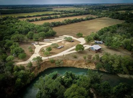 Mammoth Bend RV Park