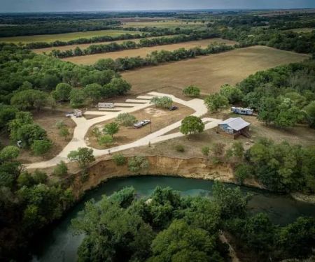 Mammoth Bend RV Park
