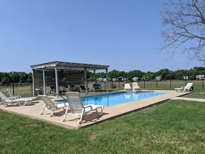 Patriot RV Park - Luling Picture 1