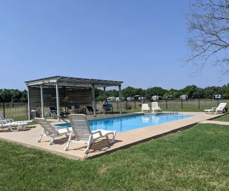 Patriot RV Park - Luling