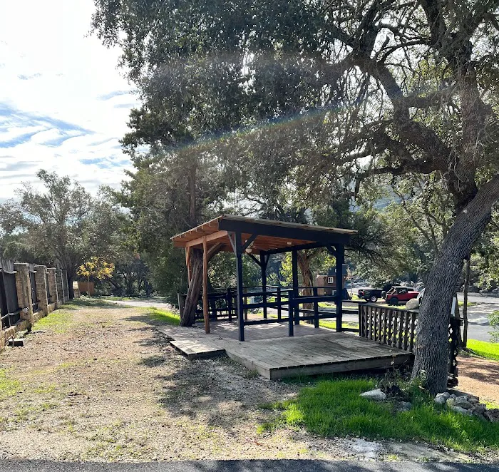 B2 Hideaway Picture 10