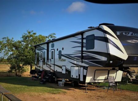 Two Rooster Ranch RV Park