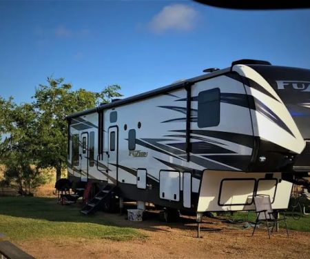 Two Rooster Ranch RV Park