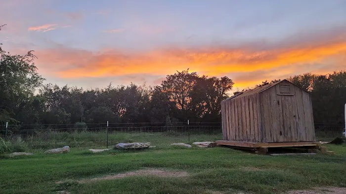 Lone Star RV Park Picture 7