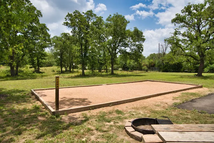 Austin East KOA Holiday Picture 4