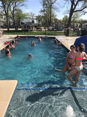 Austin East KOA Holiday Picture 6