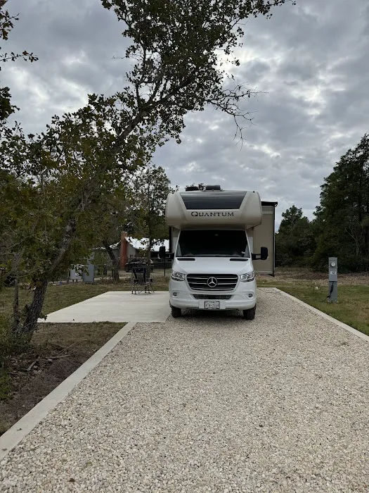The Hill RV Park Picture 9
