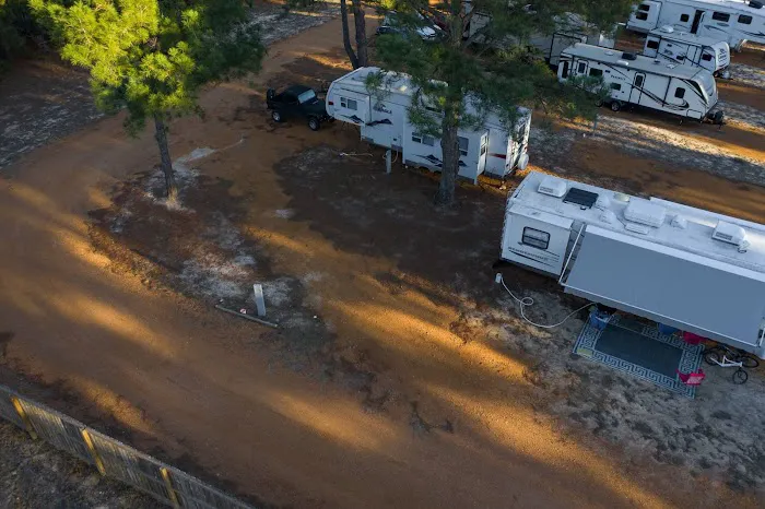 The Pines at Bastrop RV Park Picture 7