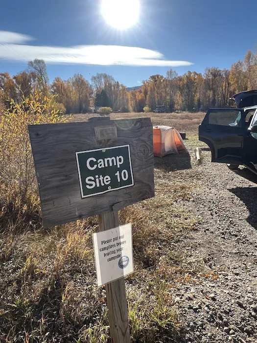 Hot Sulphur Springs Campground Picture 1
