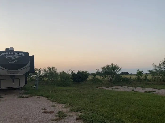 Patriot RV Park - Bertram South Picture 9