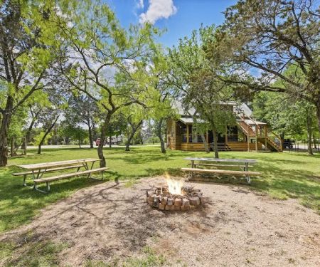 Cedar Bend RV Park