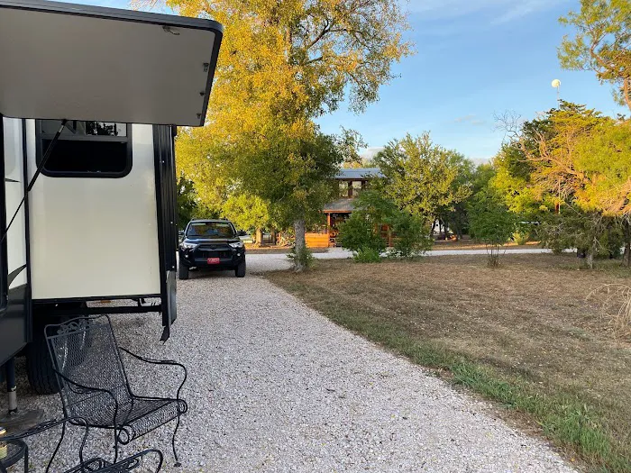 Cedar Bend RV Park Picture 4