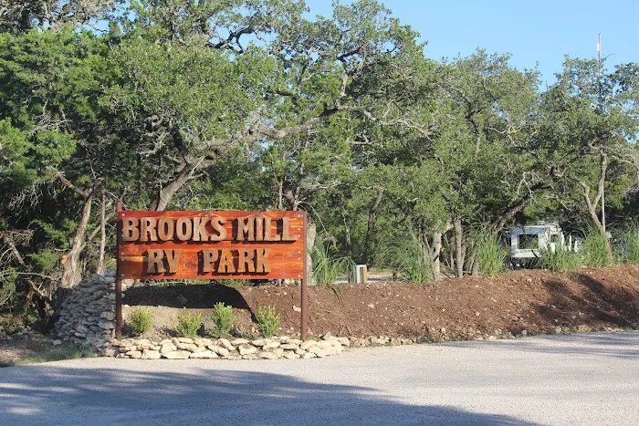 Patriot RV Park - Bertram Picture 5