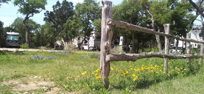 Patriot RV Park - Bertram Picture 9