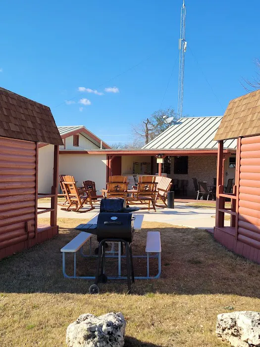 Leander / NW Austin KOA Holiday Picture 10