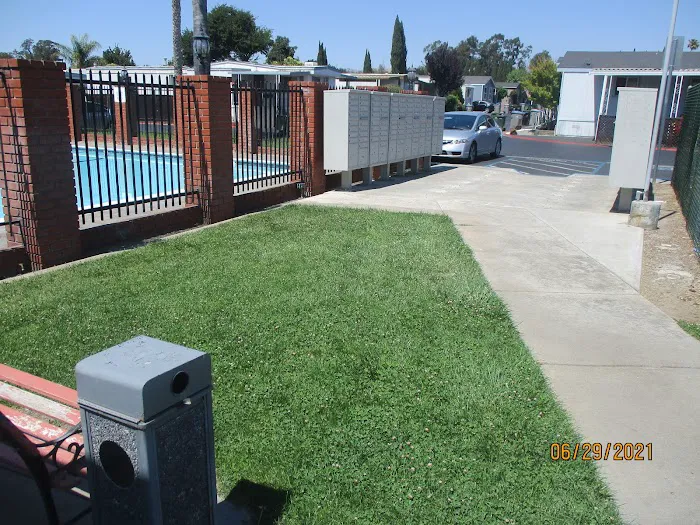 Coyote Creek Mobile Home Community Picture 4