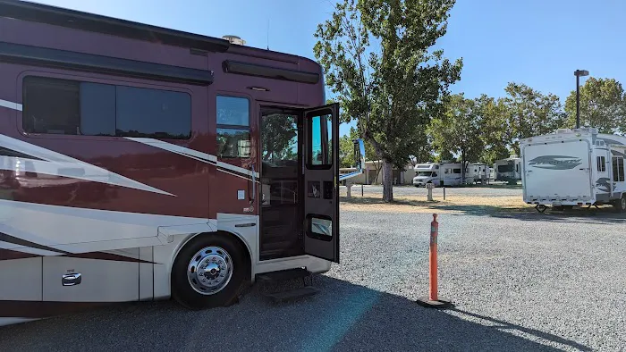 Sonoma County Fairgrounds RV Park Picture 6