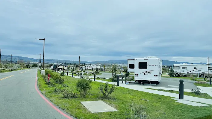 Dumbarton Quarry Campground on the Bay Picture 1