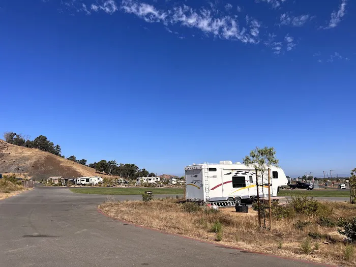Dumbarton Quarry Campground on the Bay Picture 2