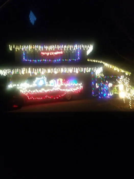 Hidden Acres Trailer Villa Picture 9