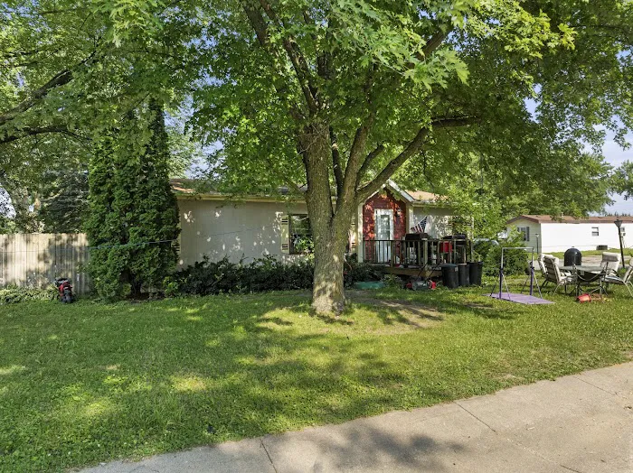 Oak Point Estates Picture 8