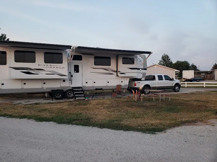 Pine Grove RV Park Picture 5
