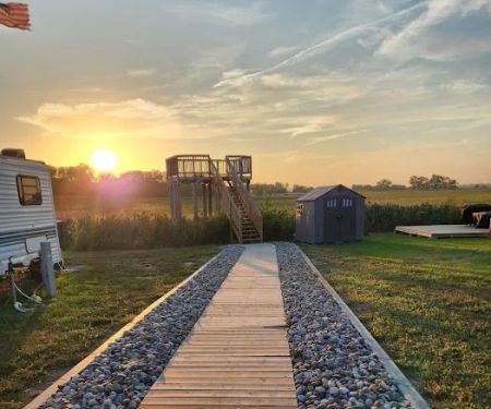 Sunset at Blue Oasis RV Park