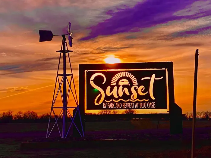 Sunset at Blue Oasis RV Park Picture 4