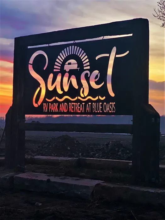 Sunset at Blue Oasis RV Park Picture 7