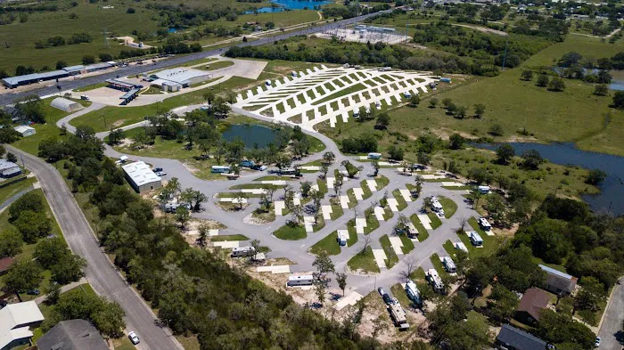 Giddings RV park Picture 3